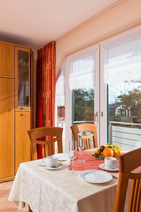 Haus Duenenglueck Whg. 23, Teilseesicht Cuxhaven Buitenkant foto